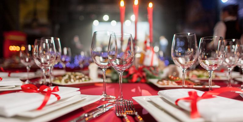 christmas dining table decoration