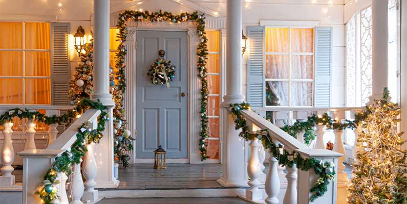 christmas frontdoor decoration